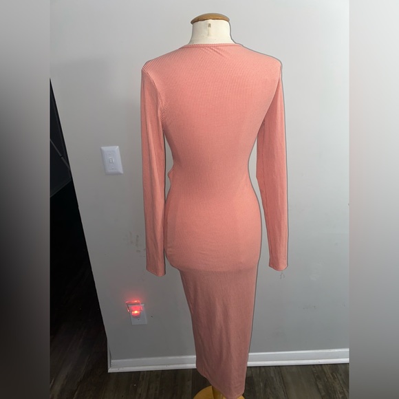 TIE‎ FRONT PINK CUT OUT MIDI DRESS - Picture 3 of 5